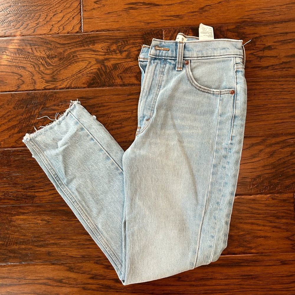 Abercrombie & Fitch The skinny wide cuff high rise light wash jeans